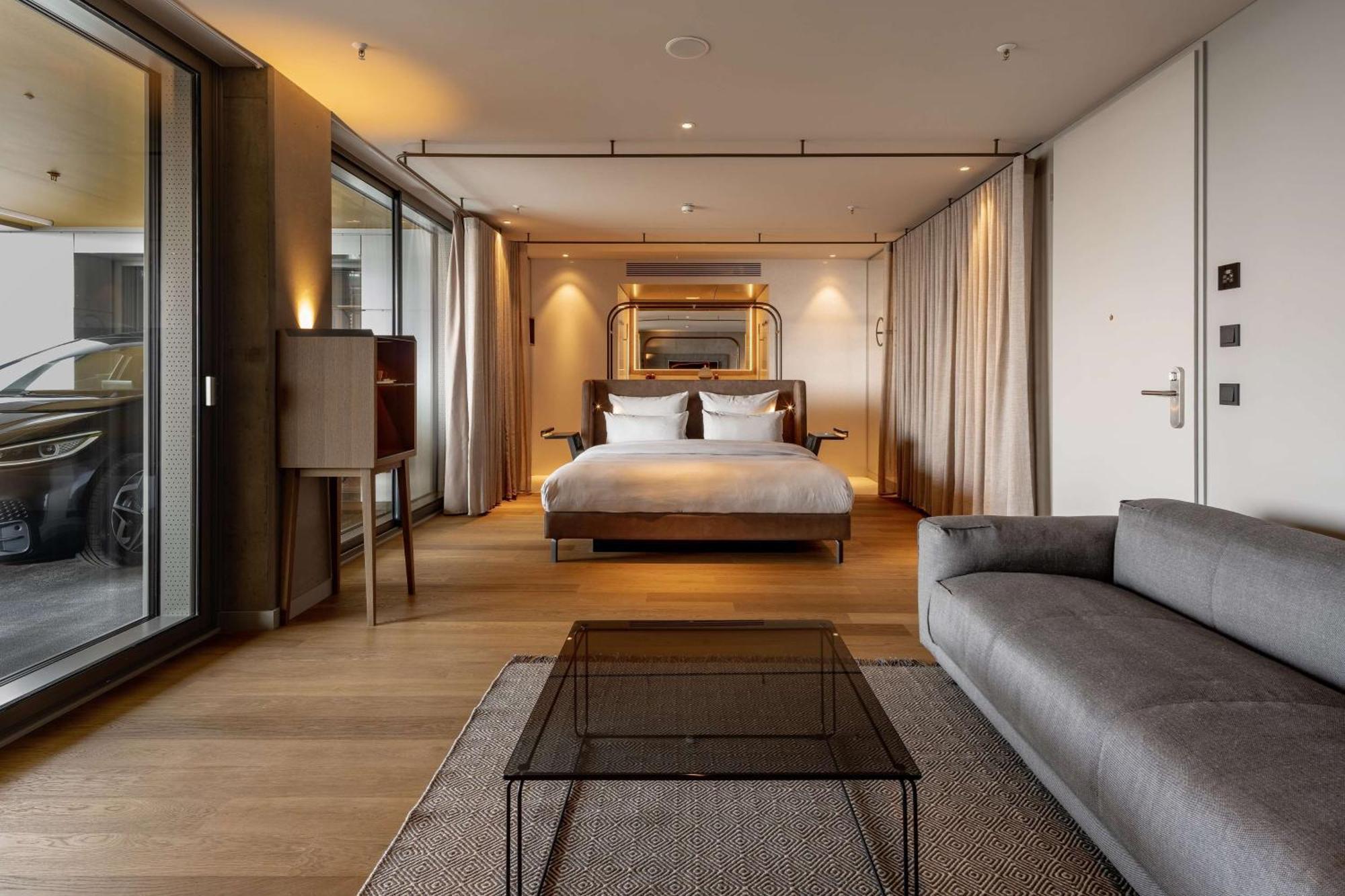 CarLoft,1641799514:JPEG