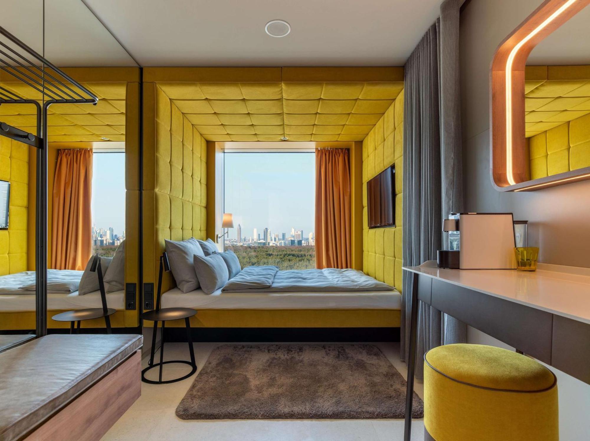 Smart Room Skyline View,1641799509:JPEG